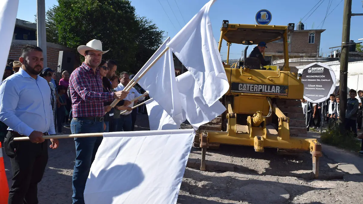 El alcalde César Rivas Nevárez dio el banderazo de salida a los trabajos